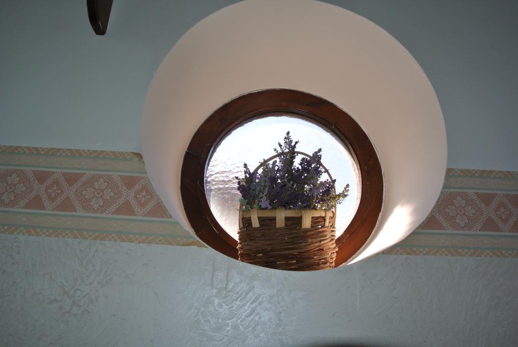 Trentinara B&B Casa Antonia מראה חיצוני תמונה