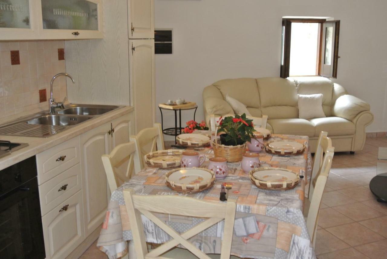 Trentinara B&B Casa Antonia מראה חיצוני תמונה